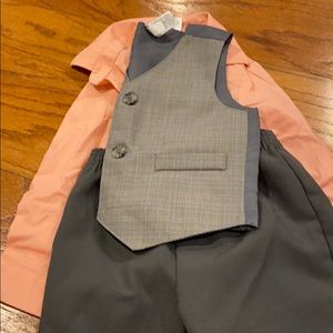 3 piece suit set. Size 24 maths.